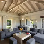 Villa Luxury Helanes