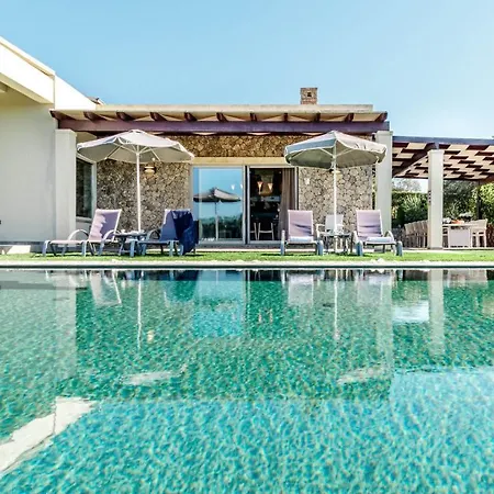 Luxury Helanes Villa