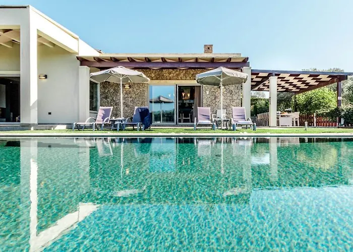 Luxury Helanes Villa